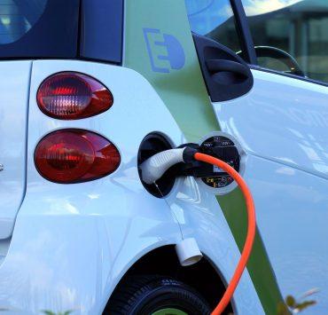 white and orange gasoline nozzle