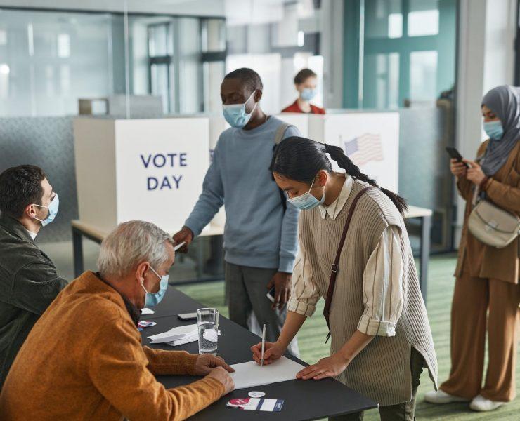 people inside the voting precint