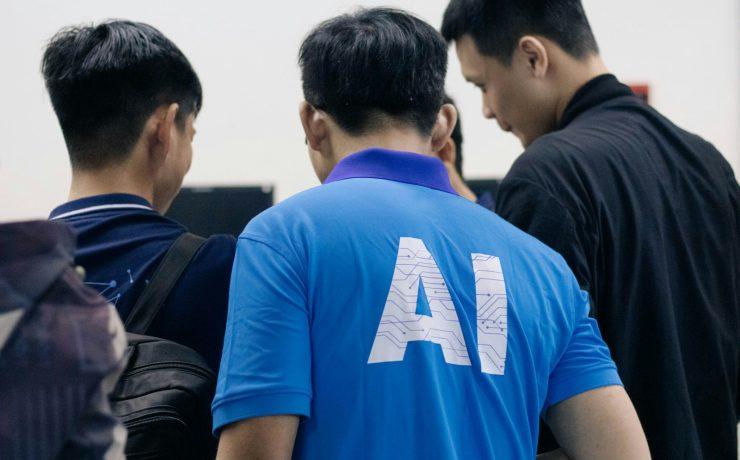 man in blue nike crew neck t-shirt