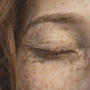 woman eye