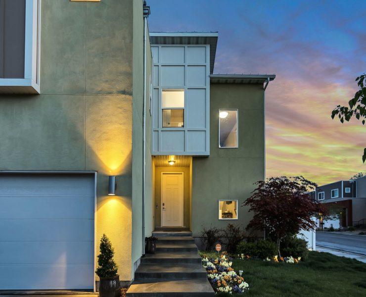 outdoor lamps turned on